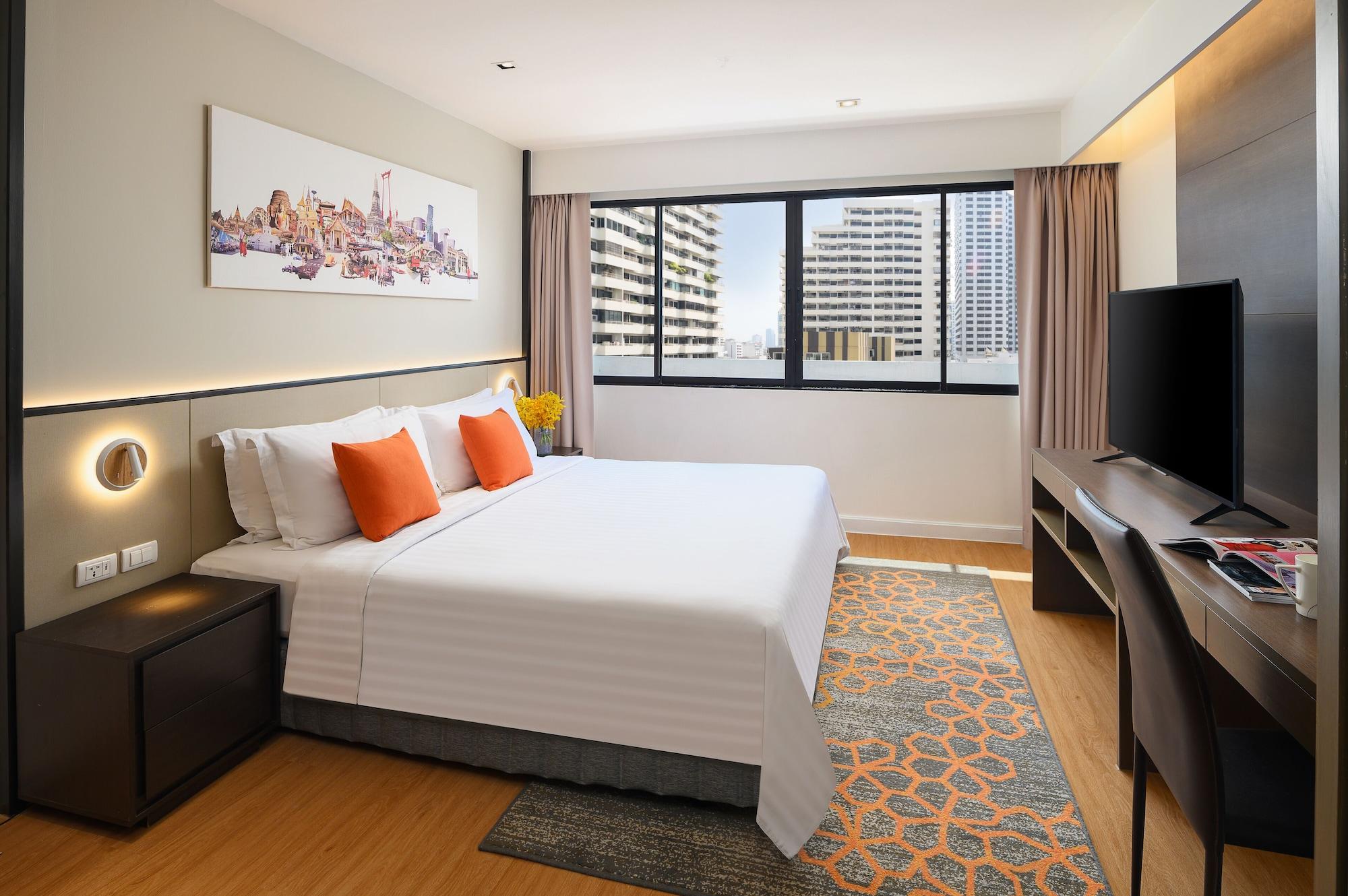 Phachara Suites Sukhumvit Bangkok Exterior foto