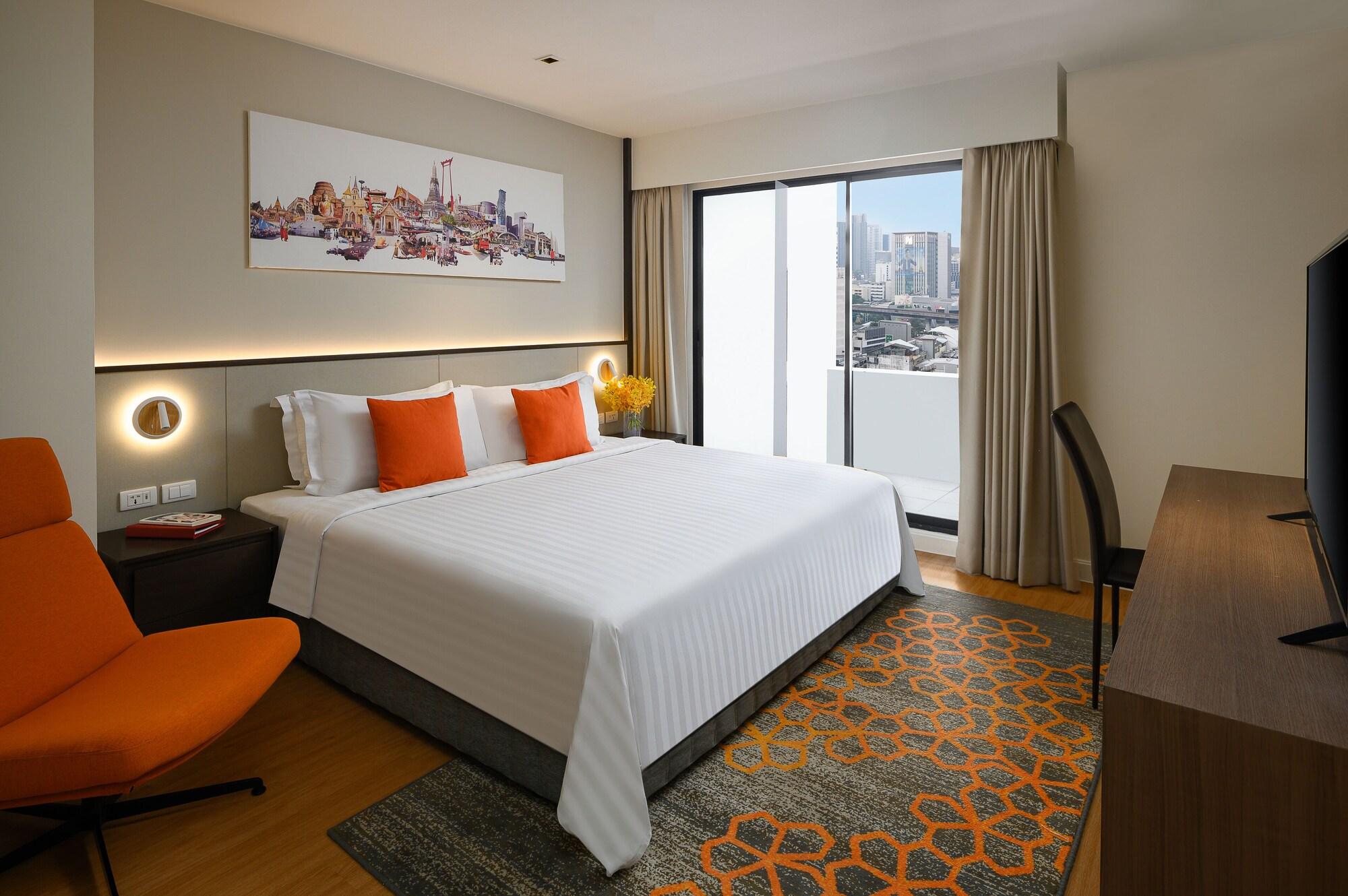 Phachara Suites Sukhumvit Bangkok Exterior foto