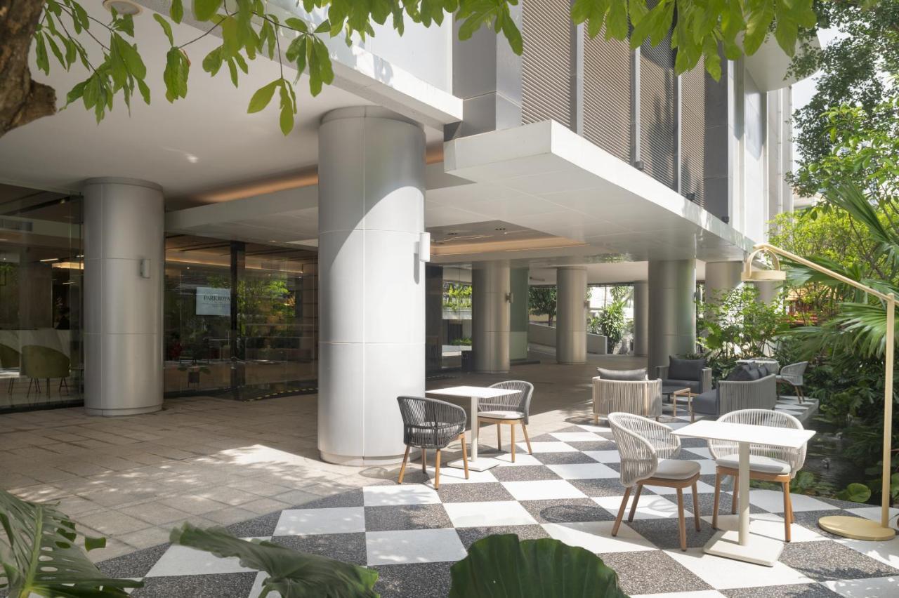 Phachara Suites Sukhumvit Bangkok Exterior foto
