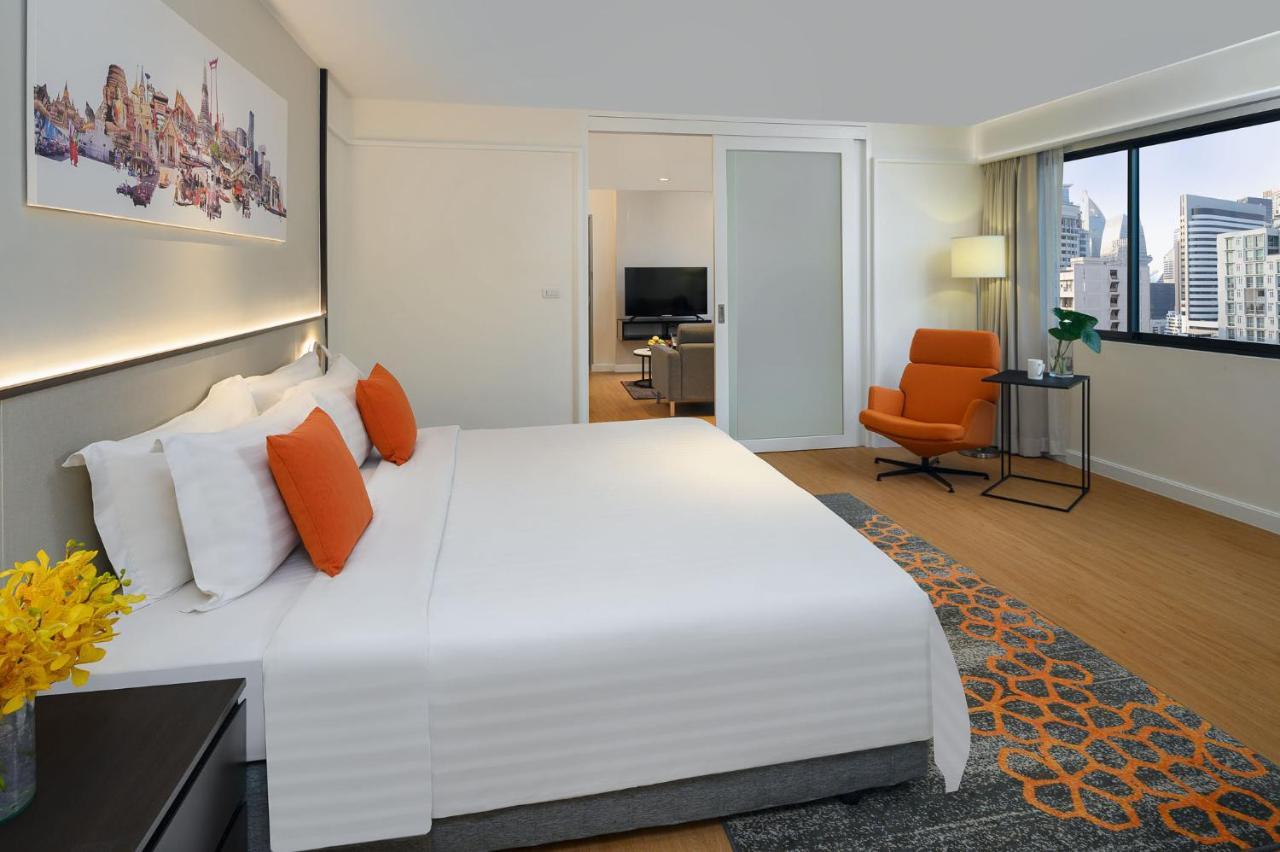 Phachara Suites Sukhumvit Bangkok Exterior foto