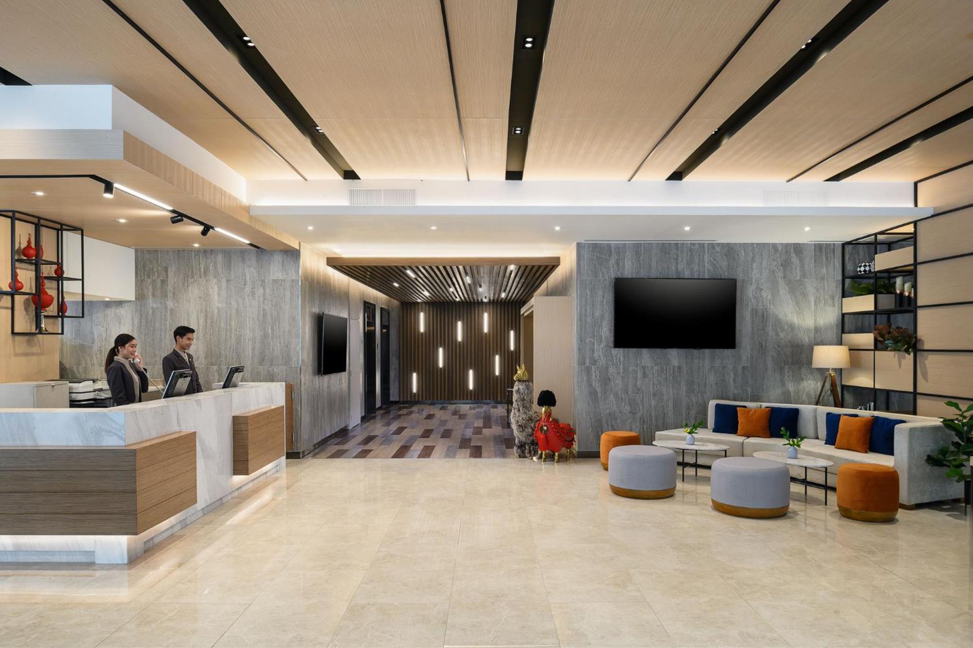 Phachara Suites Sukhumvit Bangkok Exterior foto